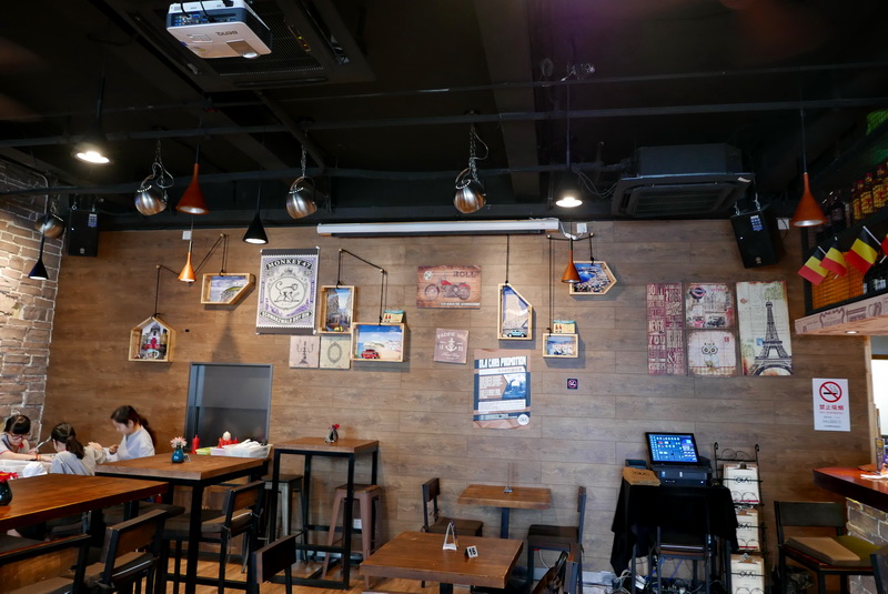OLA 酒吧及餐厅——OLA 酒吧及餐厅与彩乐园MG+DXR扩声系统