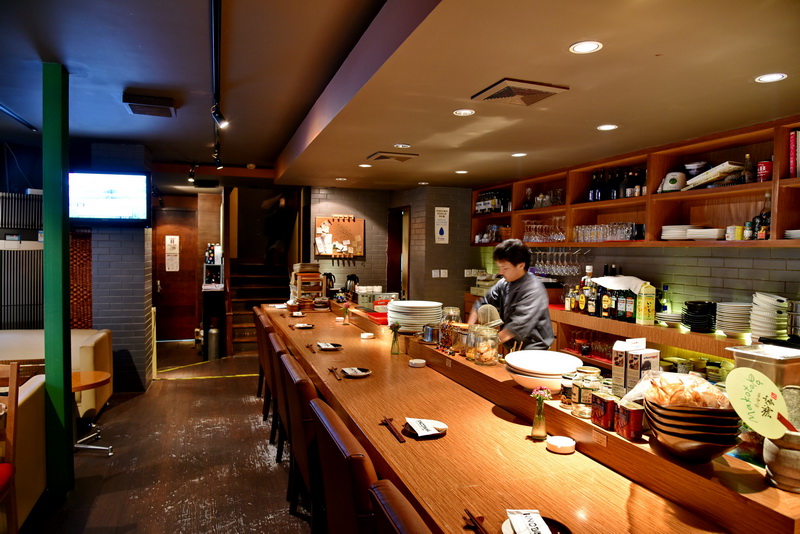 上海 Inno Dining 餐厅——彩乐园CIS商用安装系统为日式创意料理店锦上添花