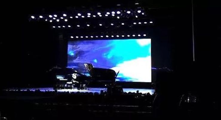 彩乐园艺术家宋思衡“80后的时光机”多媒体音乐会内蒙古巡演圆满落幕