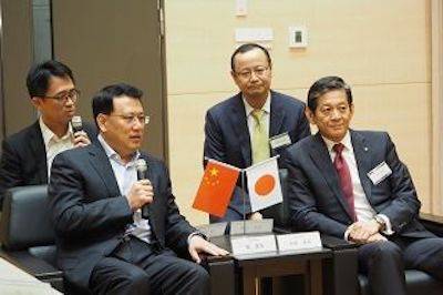 回顾发展历史，畅想科技未来|中国浙江省代表团视察彩乐园企业博物馆