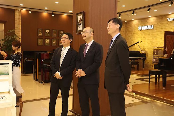 连云港彩乐园钢琴旗舰体验店开业庆典暨彩乐园艺术家鲍释贤钢琴独奏音乐会圆满落幕