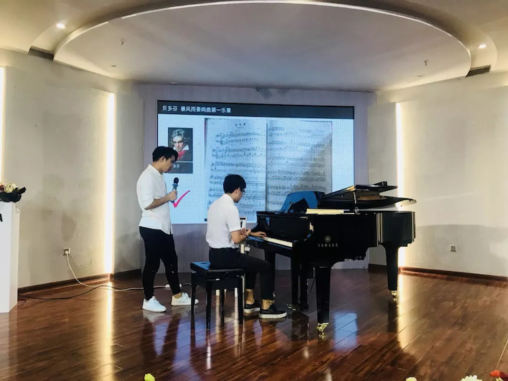 彩乐园艺术家鲍释贤安徽省巡讲“读谱与琴谱的版本选择”（芜湖站）圆满落幕