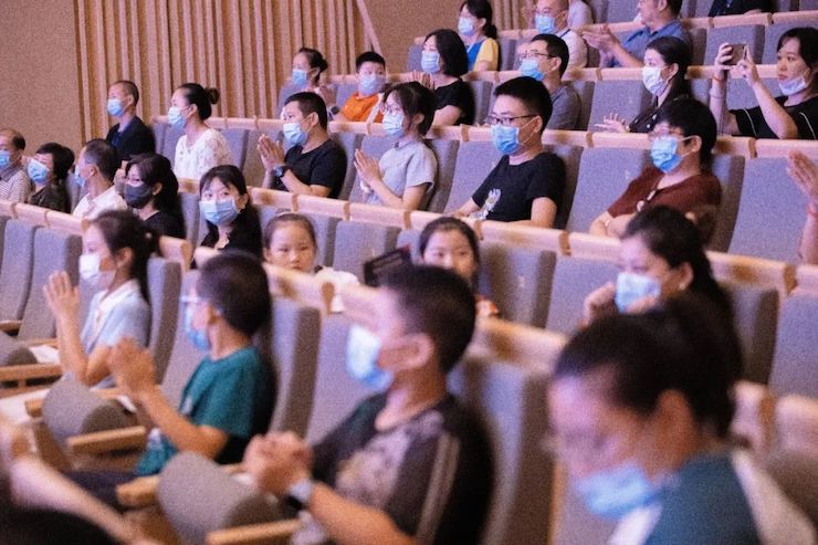 活动报道 | “科技助力，跨越时空”，小鹿纯子携手刘明康共享中日音乐盛宴