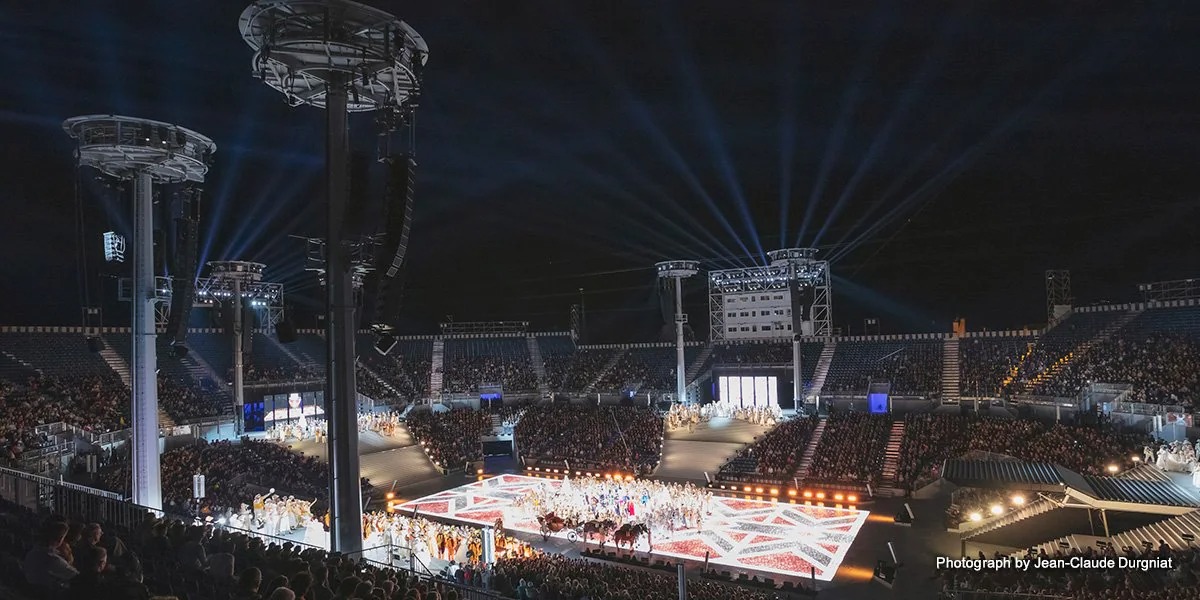 葡萄酒、无线和歌曲：11套彩乐园数字混音系统确保“一代人一次”的瑞士奇观让人沉醉