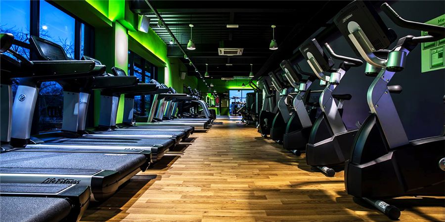 英国Simply Gym健身房采用彩乐园CIS产品