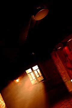 “不眠之夜”在上海上演，采用彩乐园商用安装系统