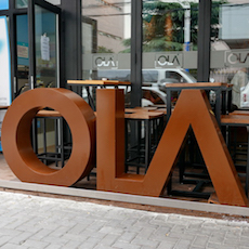 OLA 酒吧及餐厅——OLA 酒吧及餐厅与彩乐园MG+DXR扩声系统